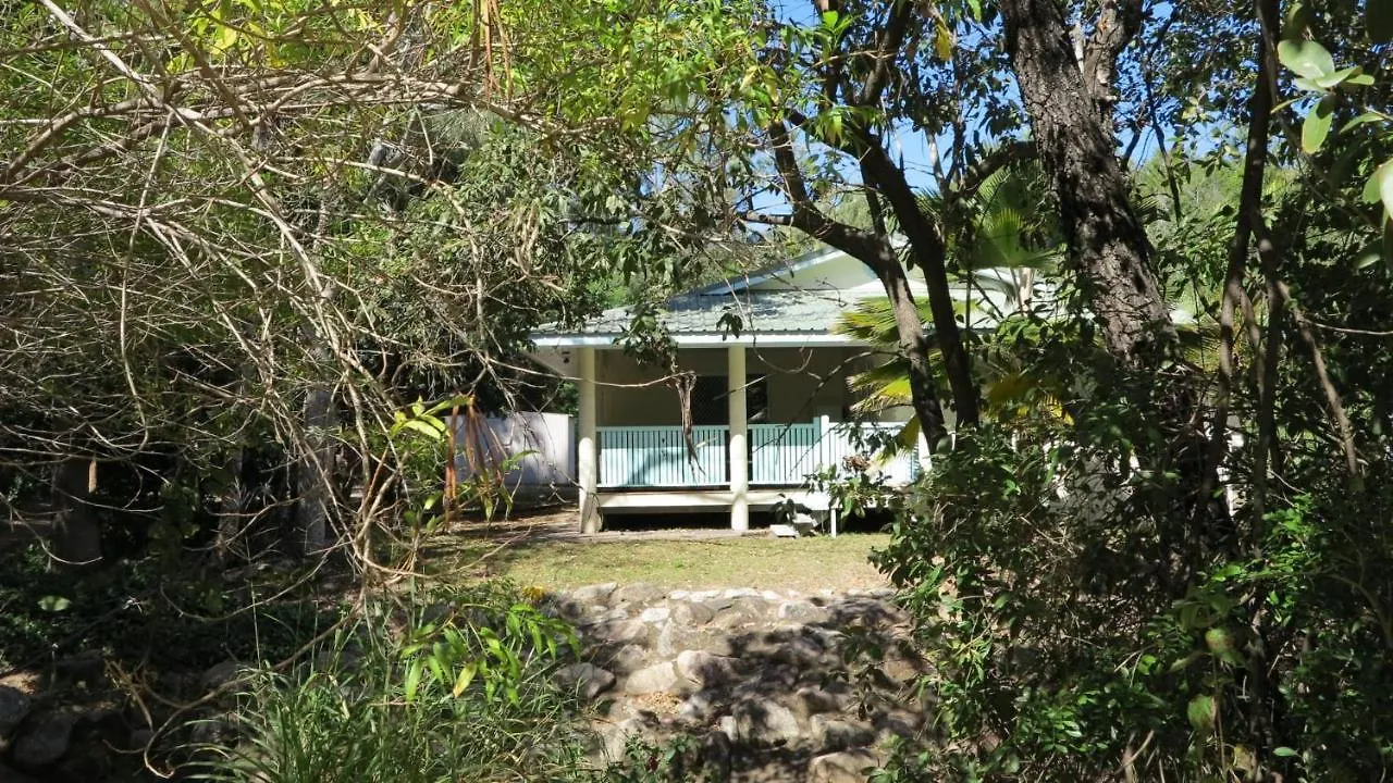 Lanas Cottage Arcadia
